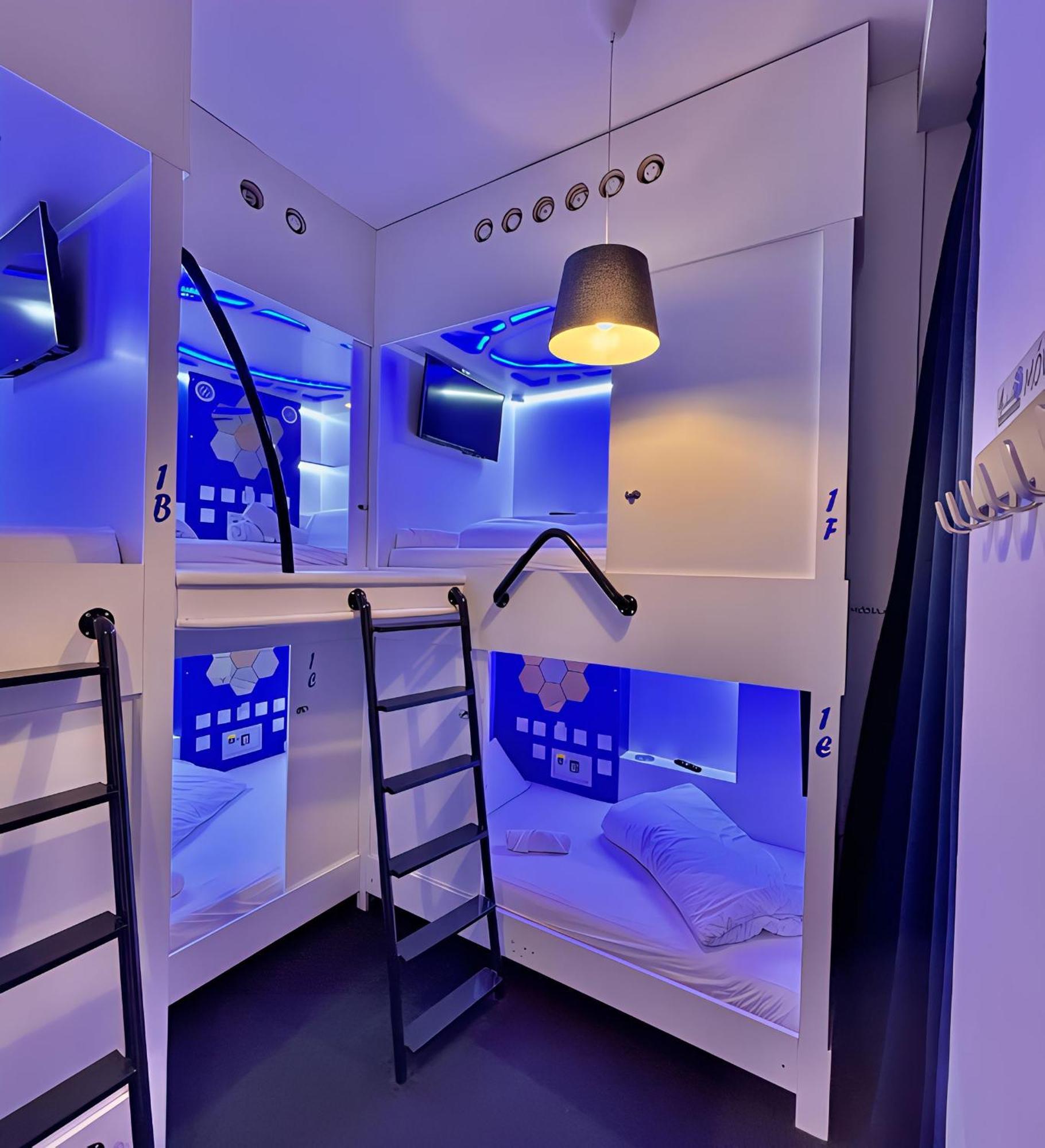 Modular Rooms Мадрид Екстериор снимка