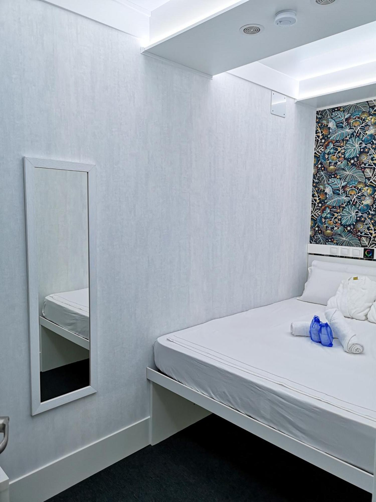 Modular Rooms Мадрид Екстериор снимка